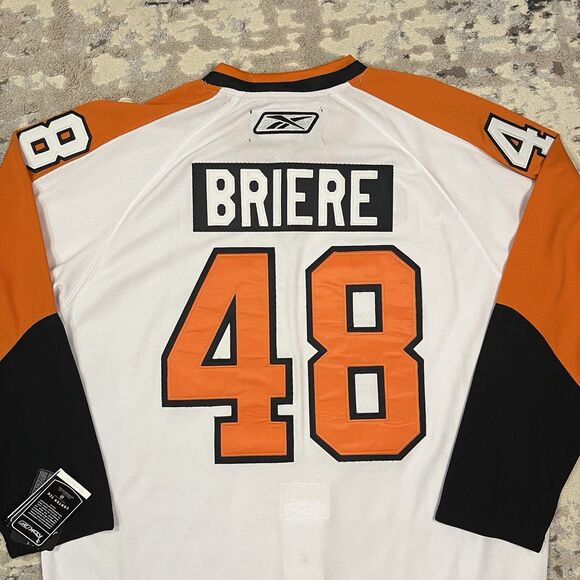 Daniel Brière Philadelphia Flyers 2010 Winter Classic NHL Jersey White S 54 NWT! - Picture 8 of 11